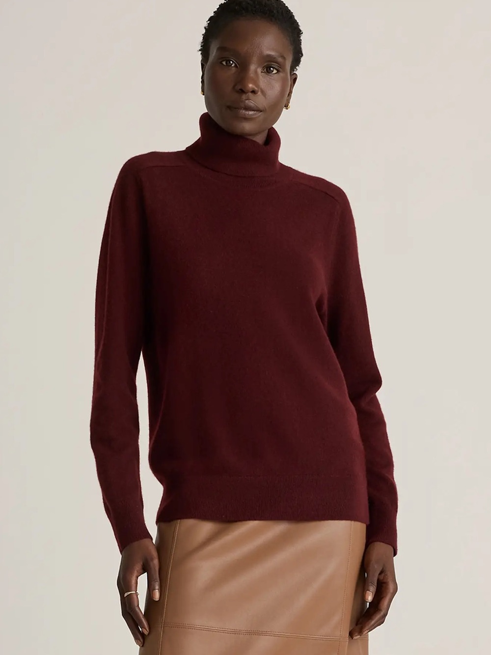 Quince NWT Mongolian Cashmere Turtleneck Sweater in Rich Burgundy Fall ‘25 Sz S